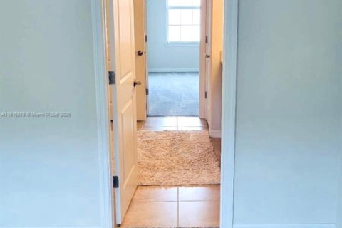 Купить таунхаус в Холливуд, Флорида 3 спальни, 164.99м2, № 1971704 - фото 5