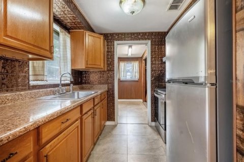 House in Sanford, Florida 3 bedrooms, 88.26 sq.m. № 1903536 - photo 7