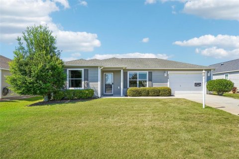 House in The Villages, Florida 2 bedrooms, 114.36 sq.m. № 2393775 - photo 2