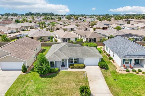 House in The Villages, Florida 2 bedrooms, 114.36 sq.m. № 2393775