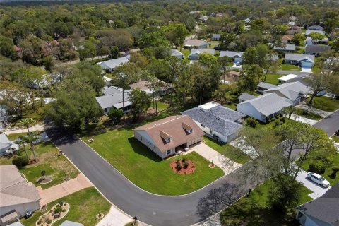 Casa en venta en Spring Hill, Florida, 2 dormitorios, 155.52 m2 № 2208191 - foto 9