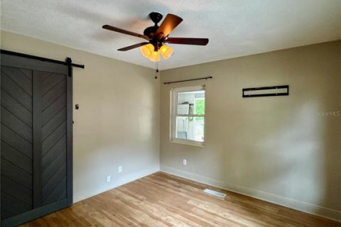 Villa ou maison à louer à Winter Haven, Floride: 3 chambres, 191.38 m2 № 2430391 - photo 29