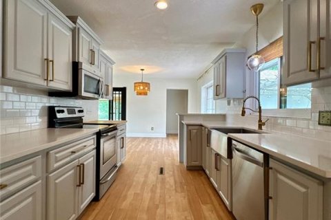 Villa ou maison à louer à Winter Haven, Floride: 3 chambres, 191.38 m2 № 2430391 - photo 16