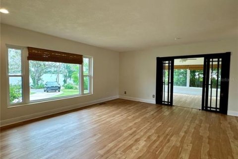 Villa ou maison à louer à Winter Haven, Floride: 3 chambres, 191.38 m2 № 2430391 - photo 6