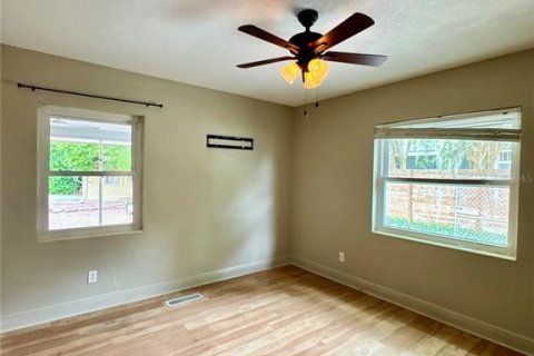 Villa ou maison à louer à Winter Haven, Floride: 3 chambres, 191.38 m2 № 2430391 - photo 28
