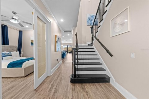 Casa en venta en Four Corners, Florida, 5 dormitorios, 364.08 m2 № 2208464 - foto 15