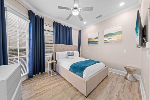 Casa en venta en Four Corners, Florida, 5 dormitorios, 364.08 m2 № 2208464 - foto 18