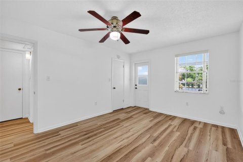 Copropriété à vendre à Mount Dora, Floride: 1 chambre, 56.48 m2 № 2233649 - photo 16