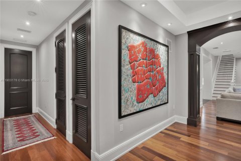 Villa ou maison à vendre à Coral Gables, Floride: 4 chambres, 381.92 m2 № 1963531 - photo 22