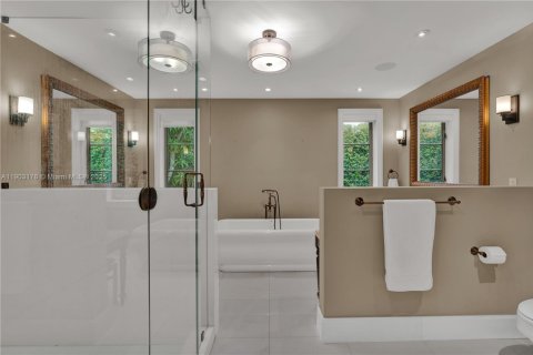 Villa ou maison à vendre à Coral Gables, Floride: 4 chambres, 381.92 m2 № 1963531 - photo 26