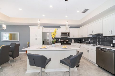 Condo in Kissimmee, Florida, 2 bedrooms  № 1554185 - photo 3
