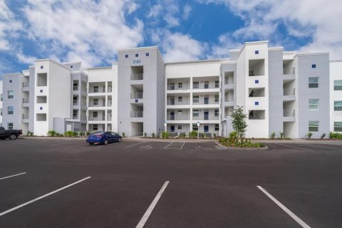 Condo in Kissimmee, Florida, 2 bedrooms  № 1554185 - photo 1