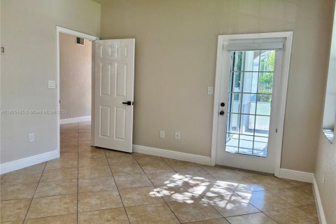 Condominio en alquiler en Sunrise, Florida, 2 dormitorios, 96.06 m2 № 1956366 - foto 10