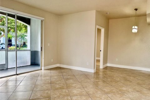 Condominio en alquiler en Sunrise, Florida, 2 dormitorios, 96.06 m2 № 1956366 - foto 6