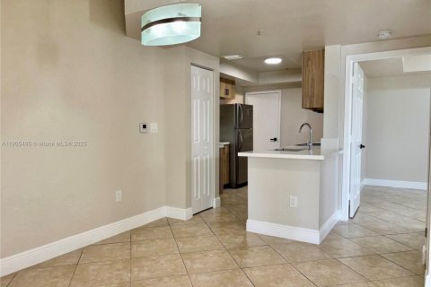 Condominio en alquiler en Sunrise, Florida, 2 dormitorios, 96.06 m2 № 1956366 - foto 17