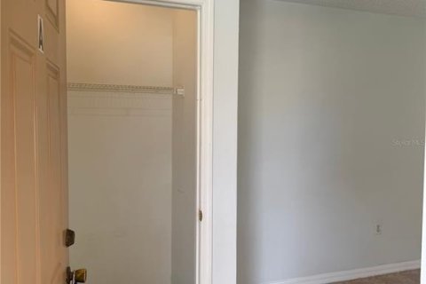 Appartement à louer à Kissimmee, Floride: 2 chambres, 103.4 m2 № 2390854 - photo 4