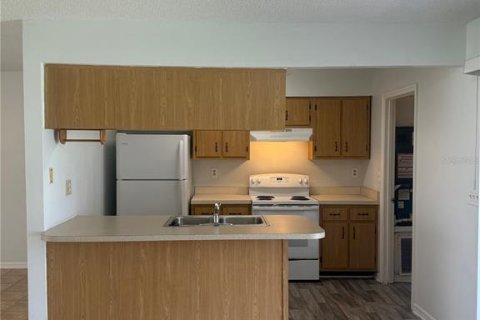 Appartement à louer à Kissimmee, Floride: 2 chambres, 103.4 m2 № 2390854 - photo 7