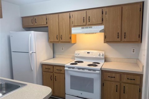Appartement à louer à Kissimmee, Floride: 2 chambres, 103.4 m2 № 2390854 - photo 8