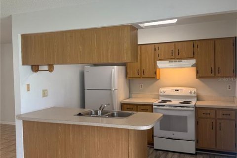Appartement à louer à Kissimmee, Floride: 2 chambres, 103.4 m2 № 2390854 - photo 10