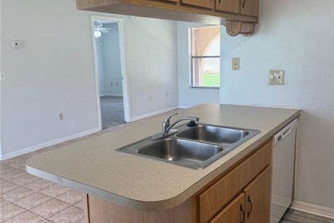 Appartement à louer à Kissimmee, Floride: 2 chambres, 103.4 m2 № 2390854 - photo 11