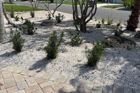 House in Treasure Island, Florida 4 bedrooms, 221.11 sq.m. № 2101719 - photo 5