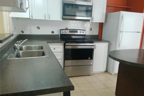 Apartment in Lakeland, Florida 3 bedrooms, 112.88 sq.m. № 2394346 - photo 3