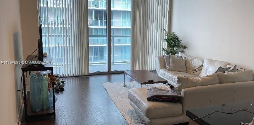 Condo à Miami, Floride, 2 chambres  № 2255897