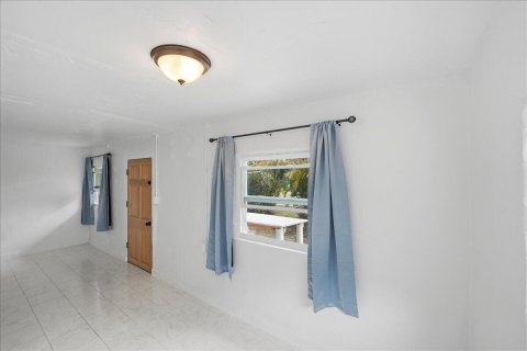 Casa en venta en St. Lucie, Florida, 2 dormitorios, 85.28 m2 № 2078385 - foto 9