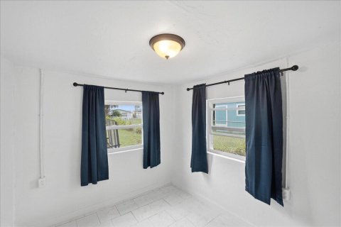 Casa en venta en St. Lucie, Florida, 2 dormitorios, 85.28 m2 № 2078385 - foto 18