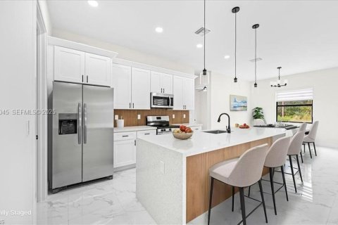 Villa ou maison à vendre à Lehigh Acres, Floride: 4 chambres № 1987445 - photo 16