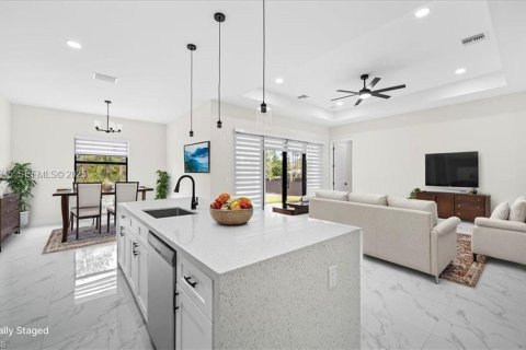 Villa ou maison à vendre à Lehigh Acres, Floride: 4 chambres № 1987445 - photo 18