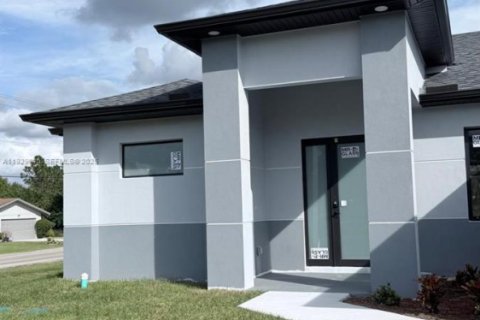 Villa ou maison à vendre à Lehigh Acres, Floride: 4 chambres № 1987445 - photo 4