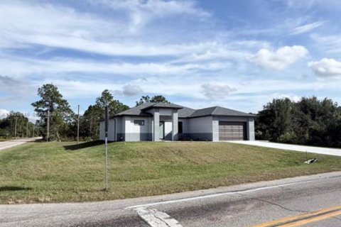 Villa ou maison à vendre à Lehigh Acres, Floride: 4 chambres № 1987445 - photo 10