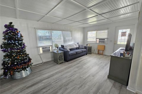House in Palmetto, Florida 2 bedrooms, 92.9 sq.m. № 1884125 - photo 6