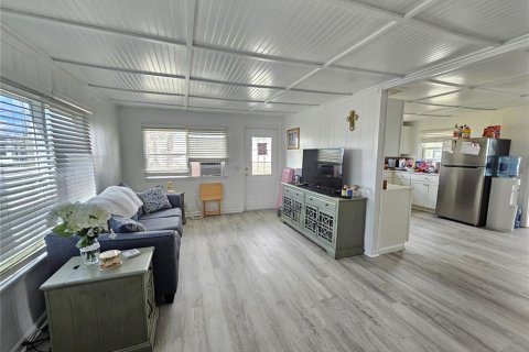 House in Palmetto, Florida 2 bedrooms, 92.9 sq.m. № 1884125 - photo 5
