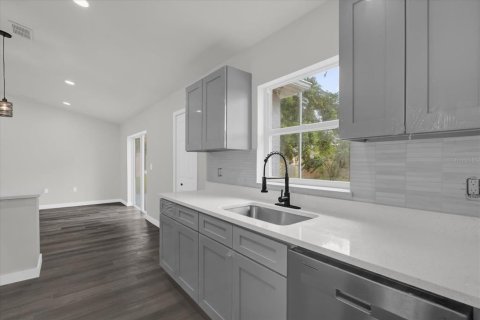 Villa ou maison à vendre à Palm Bay, Floride: 3 chambres, 109.16 m2 № 1551930 - photo 16