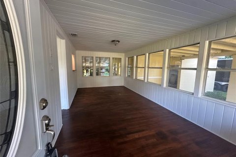 Villa ou maison à louer à Titusville, Floride: 3 chambres, 107.77 m2 № 2429157 - photo 4