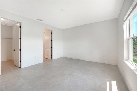 House in Venice, Florida 3 bedrooms, 172.8 sq.m. № 2204973 - photo 16