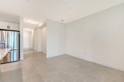 House in Venice, Florida 3 bedrooms, 172.8 sq.m. № 2204973 - photo 7