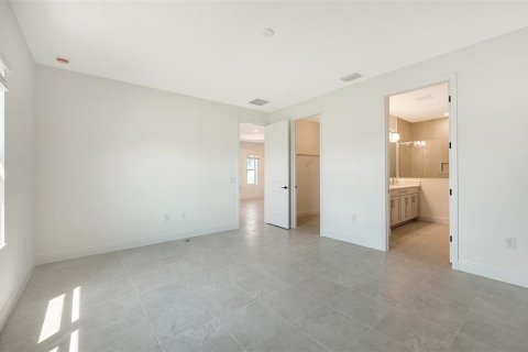 House in Venice, Florida 3 bedrooms, 172.8 sq.m. № 2204973 - photo 17