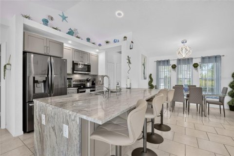 Купить виллу или дом в Порт-Шарлотт, Флорида 4 комнаты, 135.82м2, № 2360520 - фото 13
