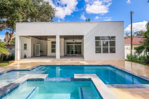 Купить виллу или дом в Бискейн-Парк, Флорида 4 спальни, 268.21м2, № 2043458 - фото 10