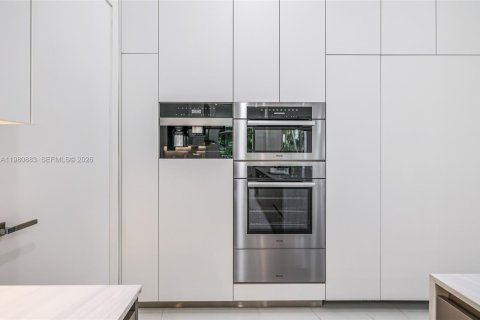 Купить виллу или дом в Бискейн-Парк, Флорида 4 спальни, 268.21м2, № 2043458 - фото 30