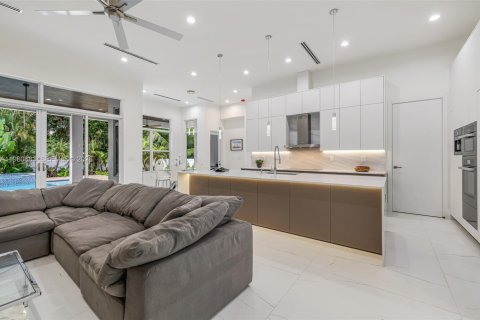 Купить виллу или дом в Бискейн-Парк, Флорида 4 спальни, 268.21м2, № 2043458 - фото 26