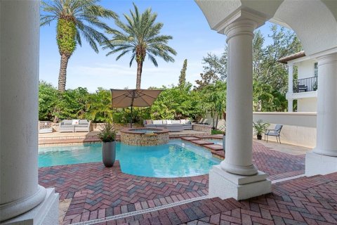 House in Tampa, Florida 4 bedrooms, 324.79 sq.m. № 1835220 - photo 30