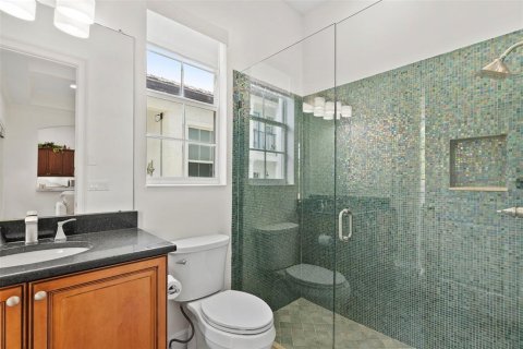 House in Tampa, Florida 4 bedrooms, 324.79 sq.m. № 1835220 - photo 27