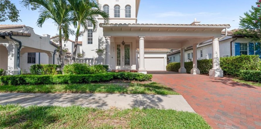 House in Tampa, Florida 4 bedrooms, 324.79 sq.m. № 1835220