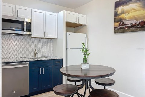 Снять в аренду коммерческую недвижимость в Лонгвуд, Флорида 214.42м2, № 1858047 - фото 13