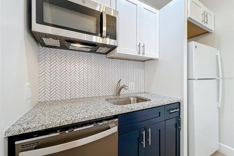 Снять в аренду коммерческую недвижимость в Лонгвуд, Флорида 214.42м2, № 1858047 - фото 14