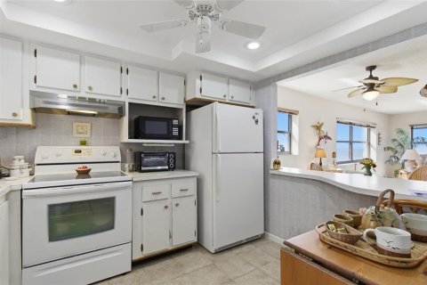 Copropriété à vendre à Clearwater, Floride: 2 chambres, 101.64 m2 № 2208642 - photo 14